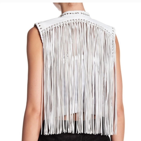 NWT La Marque "Brittany" Fringe Vest - Picture 6 of 13